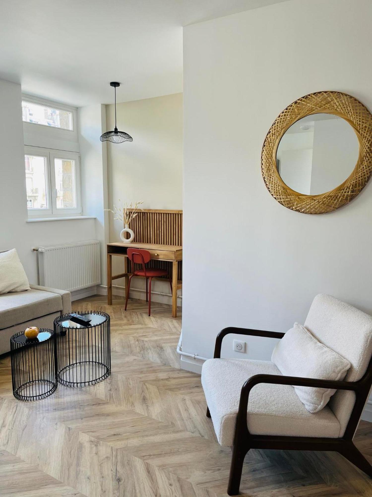 Appartement Cosy & Moderne 6 Personnes Centre Charleville-Mezieres - Ardennes Eksteriør bilde