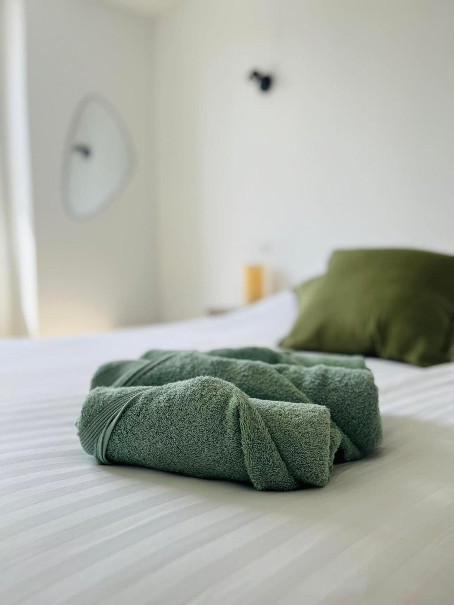 Appartement Cosy & Moderne 6 Personnes Centre Charleville-Mezieres - Ardennes Eksteriør bilde